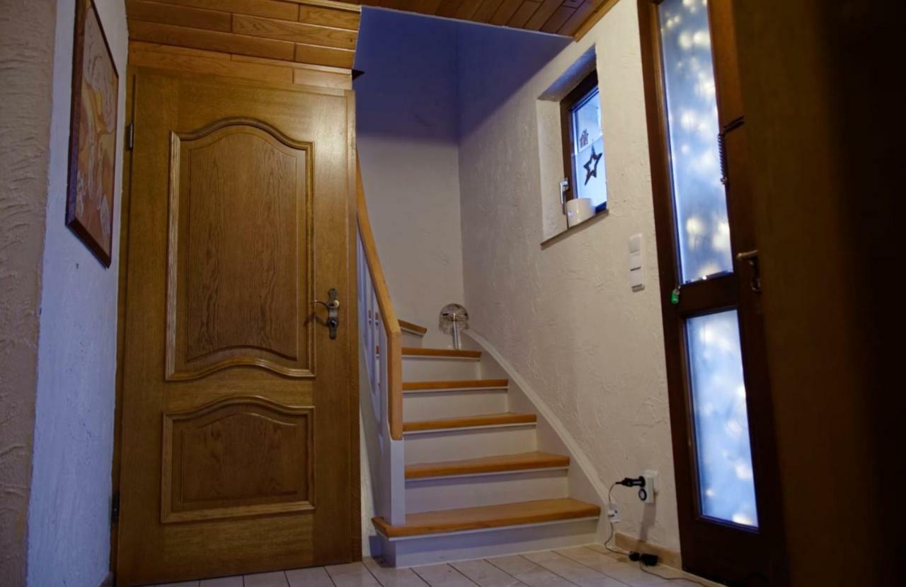 Ferienhaus Lara Heimbach Esterno foto